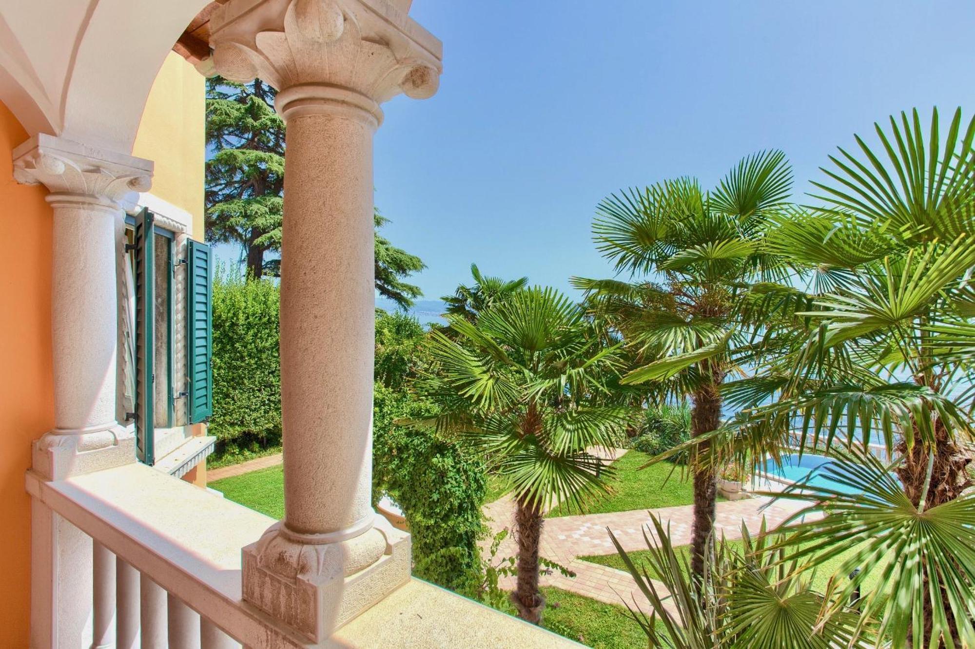 Villa Baronessa Lovran Ngoại thất bức ảnh